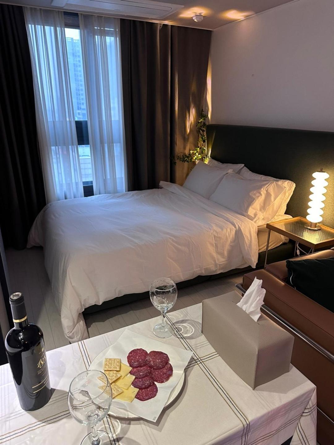 Dongseongro Dsr&U Hotel Room Τεγκού Εξωτερικό φωτογραφία