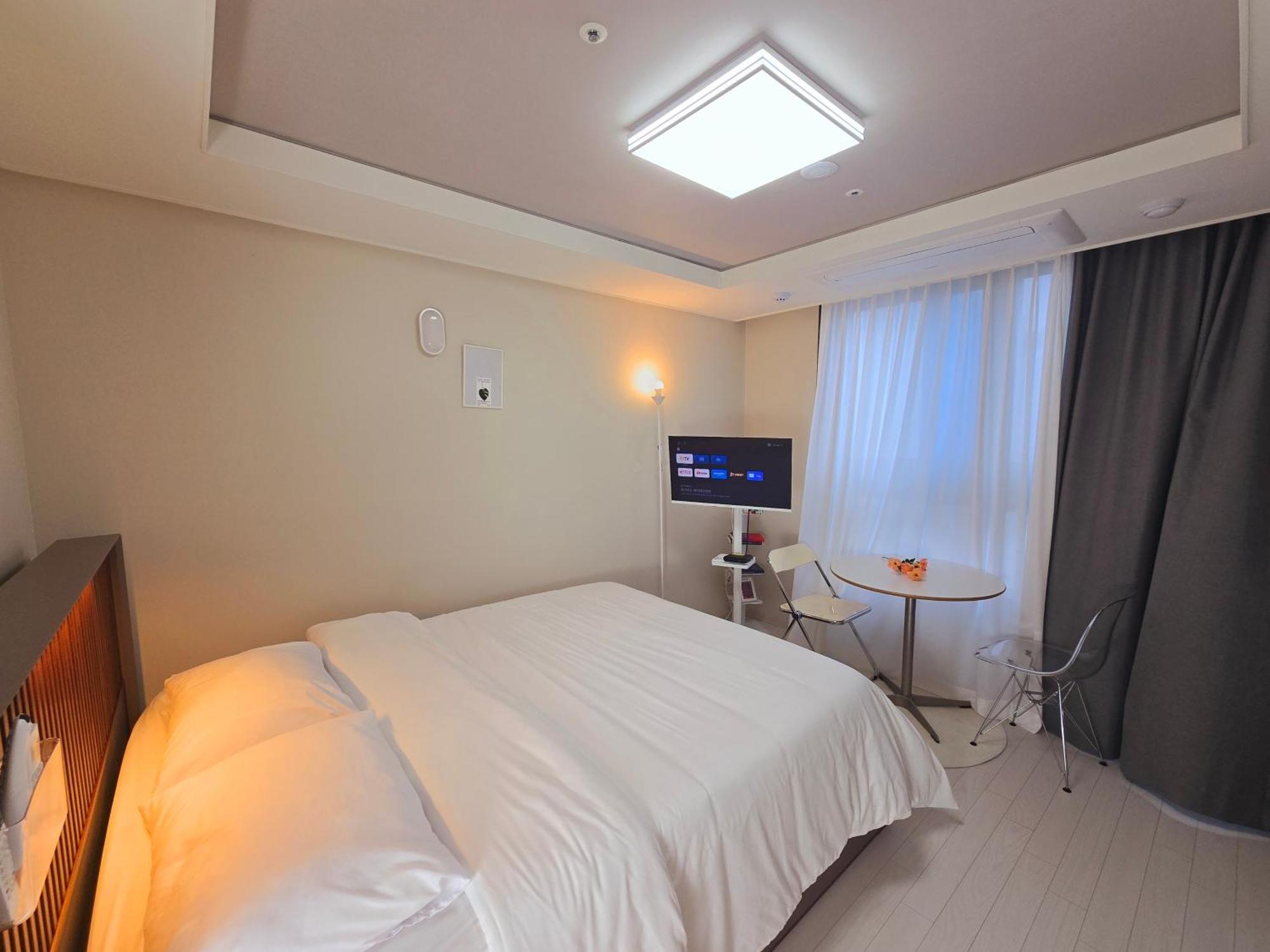 Dongseongro Dsr&U Hotel Room Τεγκού Δωμάτιο φωτογραφία